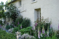 Exterior Old Wesley Dale Heritage Accommodation