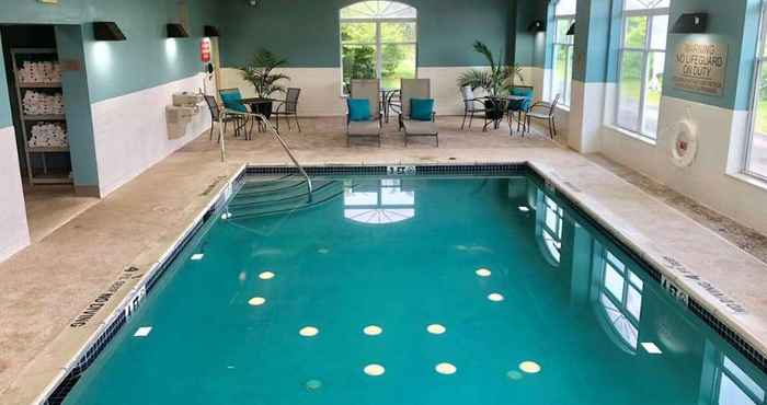 Swimming Pool Country Inn Suites By Radisson Harrisburg West Pa