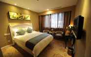 Kamar Tidur 7 Jade Emperor Hotel