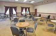 Functional Hall 4 Days Inn by Wyndham Jacksonville South