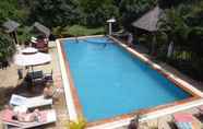 Swimming Pool 5 Malibu Bungalows