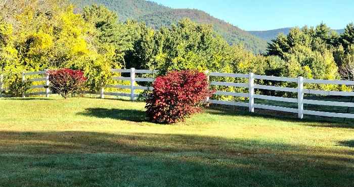 Ruang untuk Umum Roaring Brook Ranch Resort