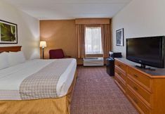 Bedroom 2 La Quinta Inn & Suites Lakeland East