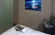 Bedroom 5 Z Hotels London Soho