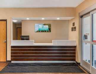 Lobby 2 Comfort Inn & Suites Lincoln Area