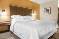 Kolam Renang Quality Inn Lexington