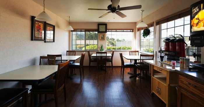 Restaurant Americas Best Inns & Suites-Lincoln City