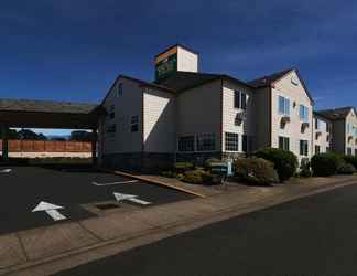 Exterior 2 Americas Best Inns & Suites-Lincoln City
