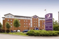 Bangunan Premier Inn Castleford M62 Jct 32