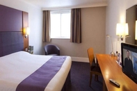 Kamar Tidur Premier Inn Castleford M62 Jct 32