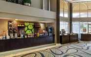 Lobby 6 La Quinta Inn & Suites Macon