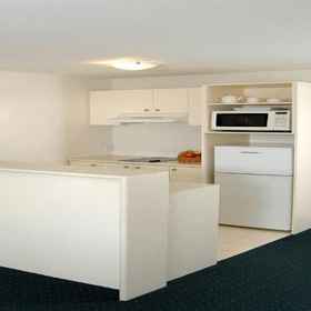 Carlton Apartments on Lygon 1, Hotel The Essence at Melbourne Marriott Hotel