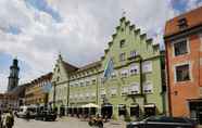 ภายนอกอาคาร 2 Bayerischer Hof