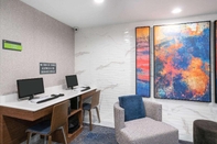 ห้องประชุม La Quinta Inn & Suites by Wyndham Montgomery