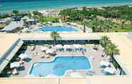 Hồ bơi 2 One Resort Monastir