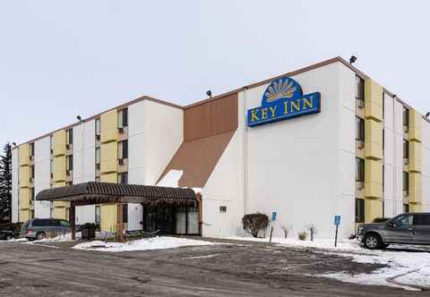 Exterior Key Inn Roseville