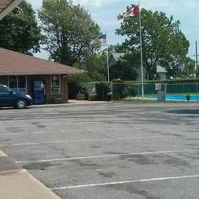 Knights Inn Port Colborne1 , 飯店Port Colborne Historical and Marine Museum