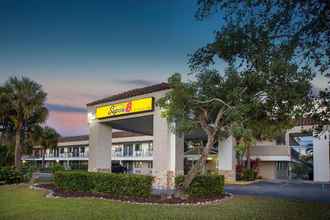 Luar Bangunan 4 Super 8 by Wyndham Naples