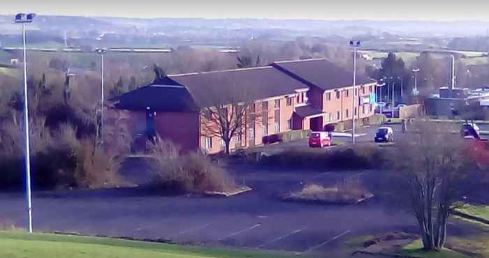 Nearby View and Attractions Travelodge Bristol Severn View M48