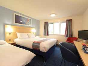 Bedroom 4 Travelodge Newbury Tot Hill