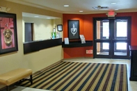 Lobby Extended Stay America - Elizabeth - Newark Airport