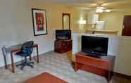 Common Space 7 Extended Stay America - Elizabeth - Newark Airport