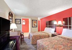 기타 6 Days Inn by Wyndham Ridgefield NJ