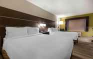 ห้องนอน 4 Holiday Inn Express & Suites Chicago West - St Cha