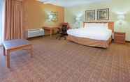 Bedroom 2 La Quinta Inn & Suites by Wyndham SLC - Layton