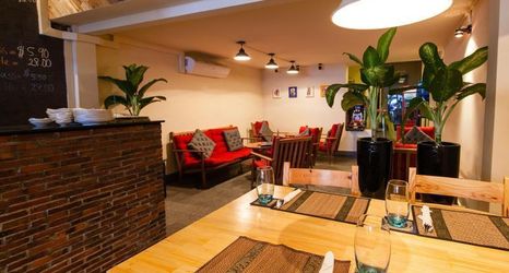 大堂 2 The Local Riverside