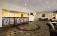 Lobby 6 Ramada by Wyndham Levittown Bucks County