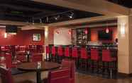 Bar, Kafe dan Lounge 3 Wyndham Providence Airport