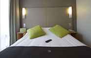 Bedroom 3 Campanile Paris14 Maine Montparnasse