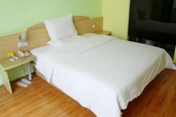 ห้องนอน 7 Days Inn Guangda