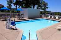 Swimming Pool Quality Inn Cranburry Township