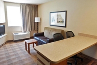 Common Space Extended Stay America - Providence - Warwick