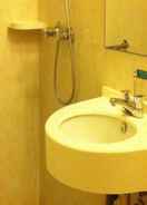 BATHROOM Jinjiang Inn Nantong Renmin Rd.(C)