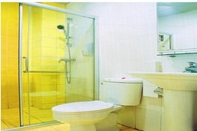 In-room Bathroom 7 Days Inn Shanghai Damuqiao Subway Station Branch