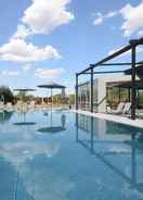 SWIMMING_POOL Hotel Aura