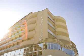 Exterior 4 Hotel Metropolitan Beach