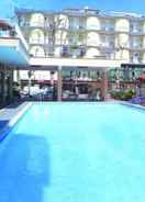 SWIMMING_POOL 