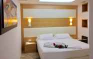 Bedroom 6 Hotel Santelia