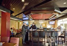 レストラン 5 Woodcliff Hotel and Spa