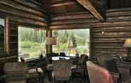 Nhà hàng 2 Ski Tip Lodge by Keystone Resort