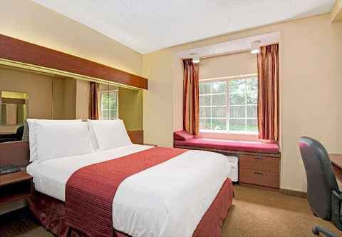 ห้องนอน Microtel Inn & Suites By Wyndham Raleigh