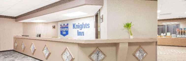 Lobby Knights Inn Roanoke