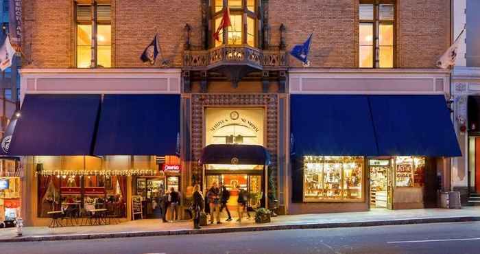 Exterior Marine's Memorial Club