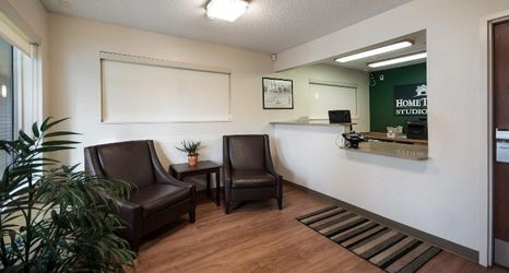 Lobi 2 HomeTowne Studios Seattle - Kent/ des Moines