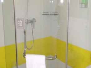 In-room Bathroom 4 7 Days Inn Changchun Train Station Branch