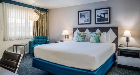 Bedroom 2 Kings Inn - San Diego